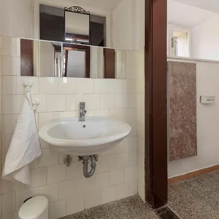 Sentjane Bay View House 펜션